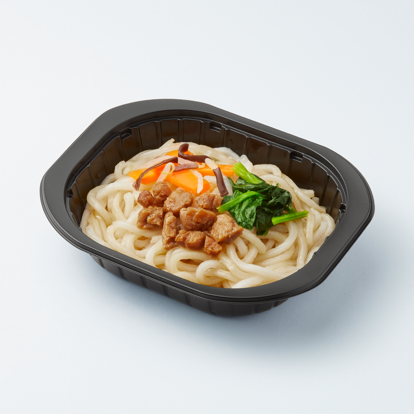 米粉麺でつくった彩り野菜まぜそば