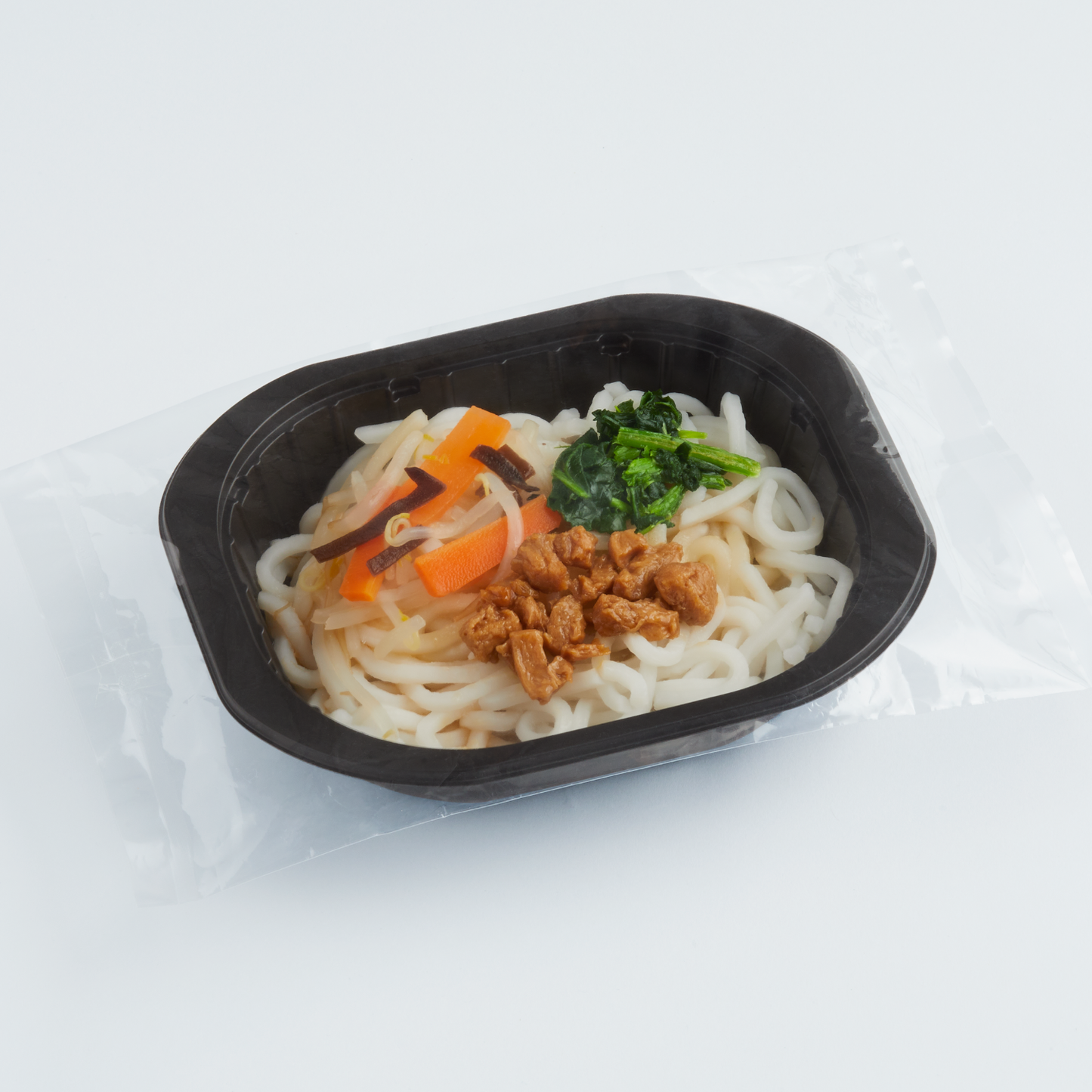 米粉麺でつくった彩り野菜まぜそば